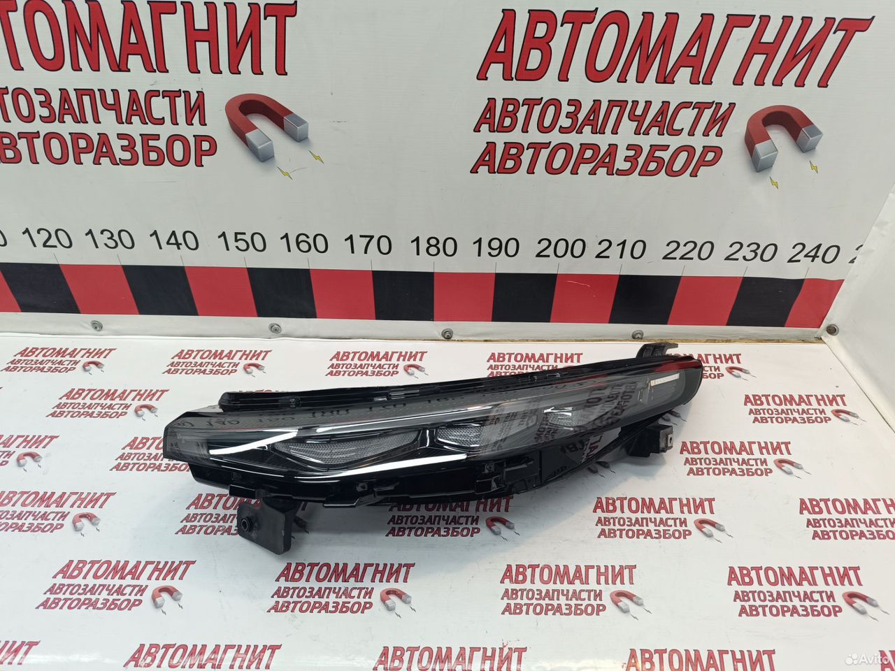 Фара левая Faw Bestune B70 рестайлинг