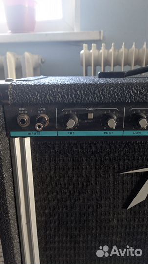 Басовый комбоусилитель peavey basic60