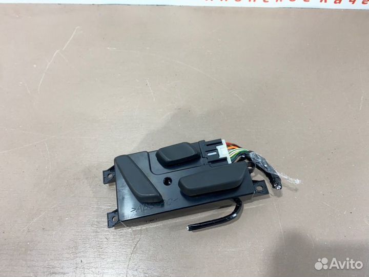 Кнопки регулировки сиденья передние правые Mazda 6