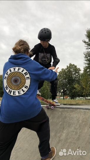 Тренер по скейтборду/Занятия по скейтбордингу