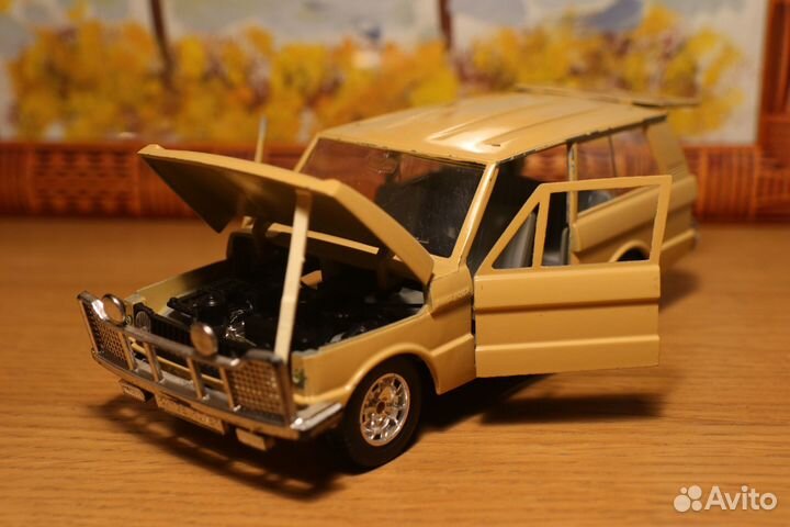 1/25 Bburago Range Rover #0112 (Italy)