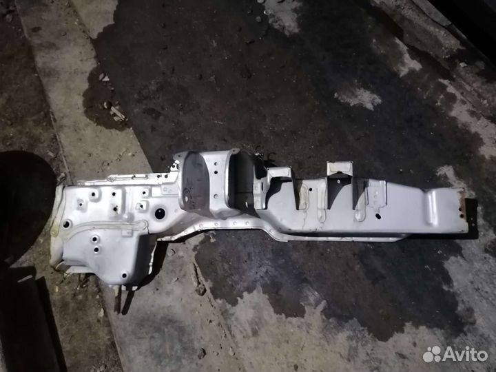 Лонжерон mitsubishi outlander 1 поколения