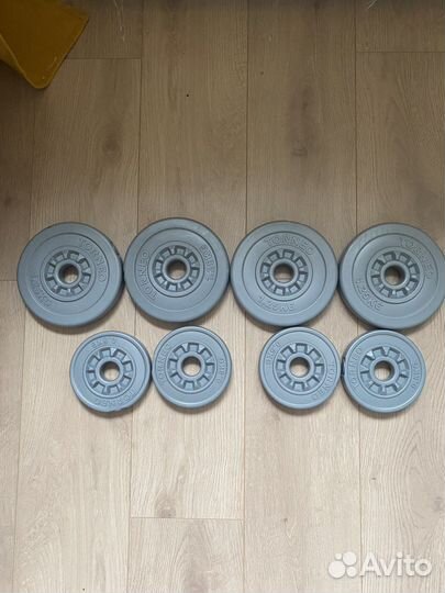 Гантели Torneo 2 шт по 10 кг + пластик 7 кг