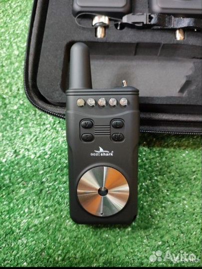 Сигнализаторы поклевки с пейджером 4+1 eastshark