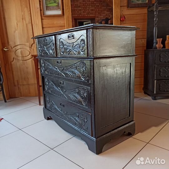 Комод старинный антикварный