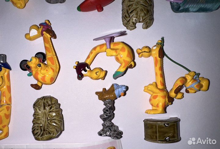 Серия киндер сюрприз Жирафы