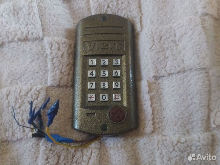 Вызывная панель домофона Vizit