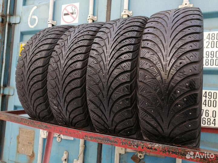 Goodyear UltraGrip Extreme 205/60 R16 96T