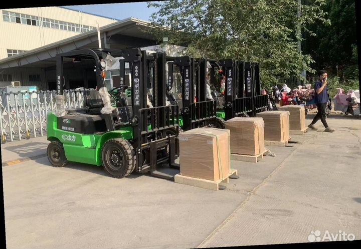 Вилочный погрузчик EP Equipment EFL252, 2024