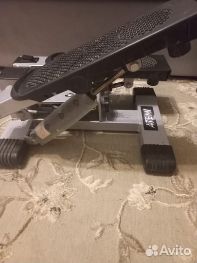 Тренажер для ног степпер