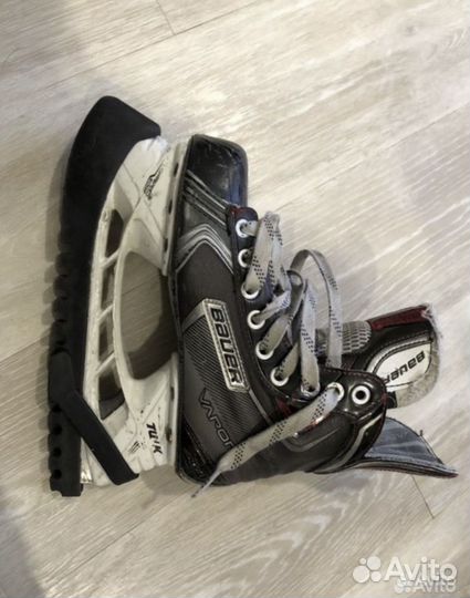 Коньки хоккейные Bauer