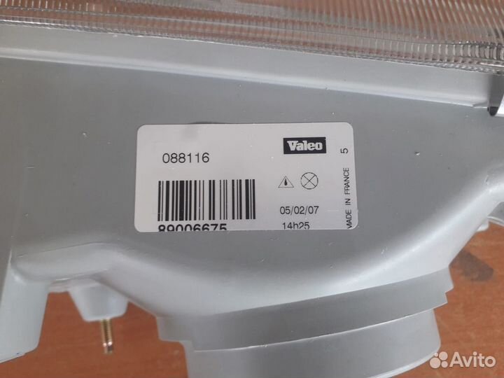 Фара правая suzuki swift 1989- Новая 88116