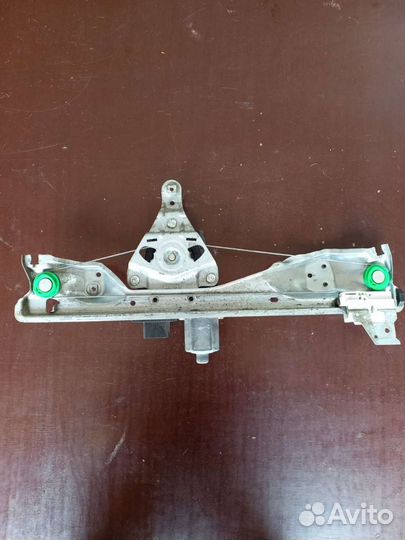 Стеклоподъёмник задний левый Пежо 308