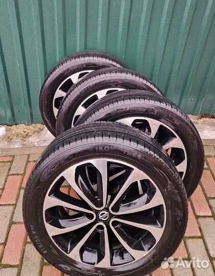 Диски и шины на Nissan