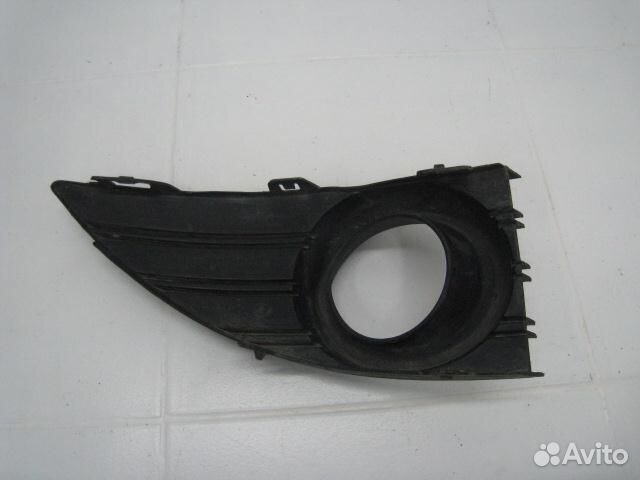 Накладка противотуманной фары левой Renault Flue
