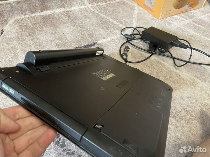 Ноутбук Asus X550C