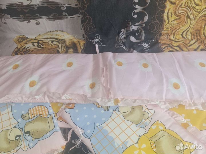 Бортики в детскую кроватку