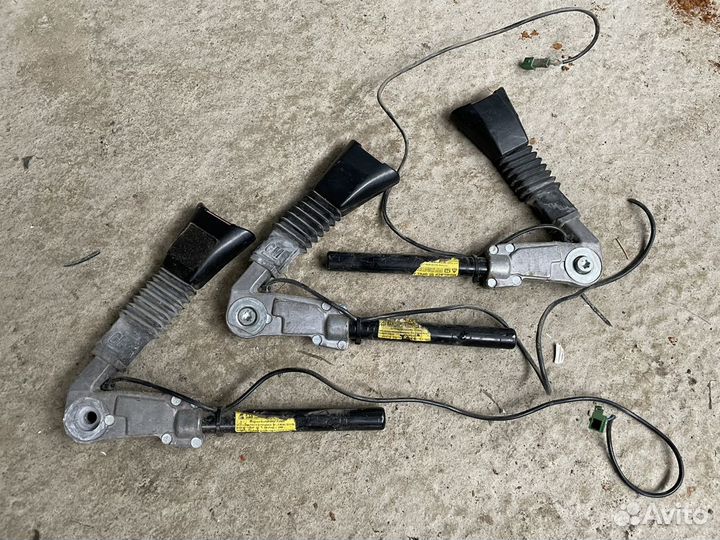 Преднатяжитель ремня безопасности