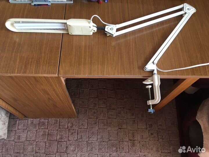 Лампа настольная 