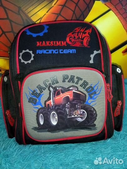 Портфель школьный для мальчика