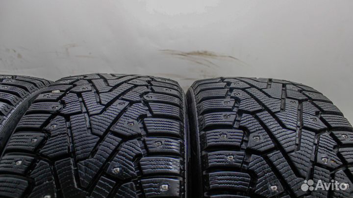 Pirelli Ice Zero 245/40 R18 97H