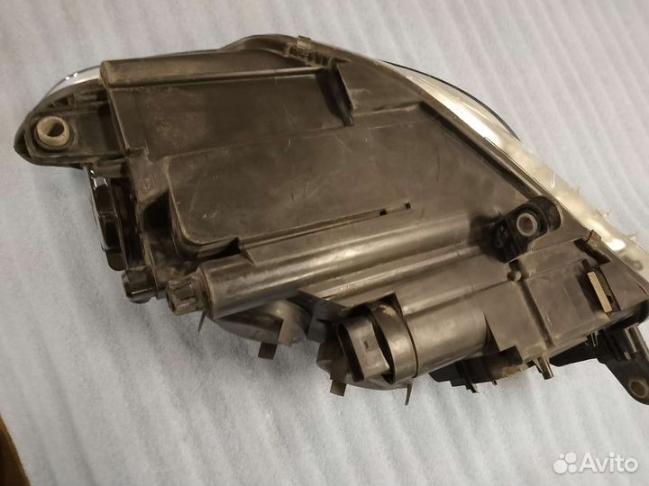 Фара правая на volkswagen passat сс