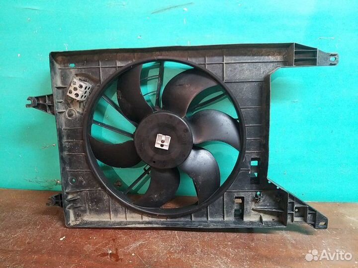 Вентилятор охлаждения Лада Ларгус