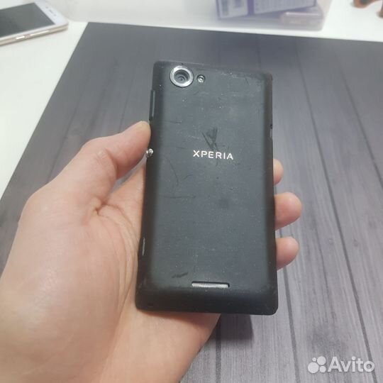 Sony Xperia L, 8 ГБ