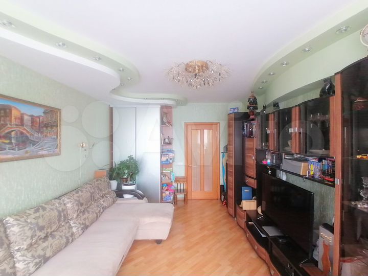 2-к. квартира, 63 м², 9/14 эт.