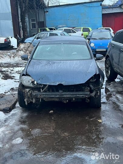 Volkswagen Golf 1.6 AMT, 2012, битый, 250 000 км