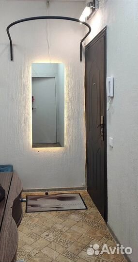 Парящее зеркало с подсветкой 118 на 46