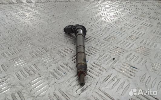 Форсунка дизельная audi Q7 (7UK03AL03)