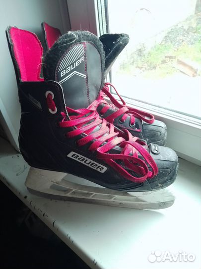 Хоккейные коньки bauer NS