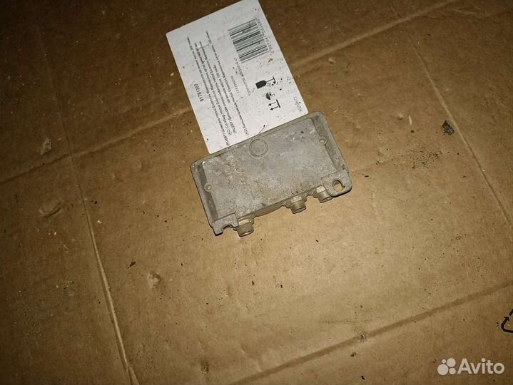 Усилитель антенны Mercedes W124