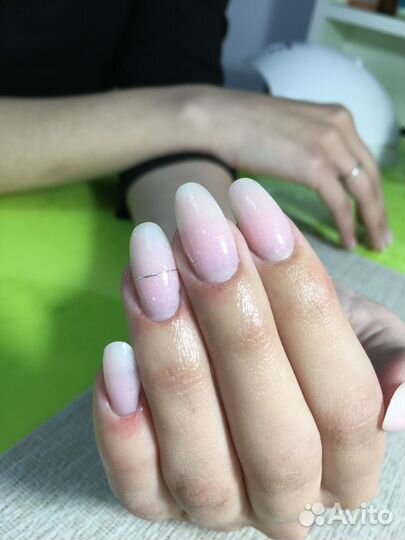 Мастер маникюра