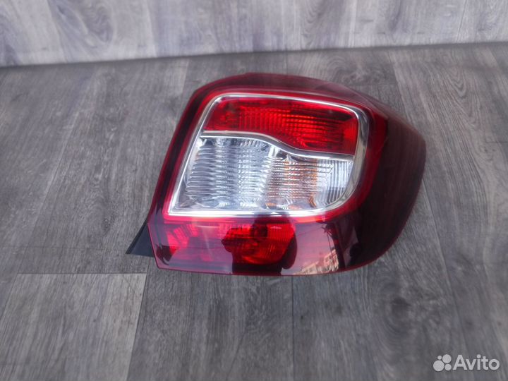 Фонарь правый №116 renault Sandero 2 2018