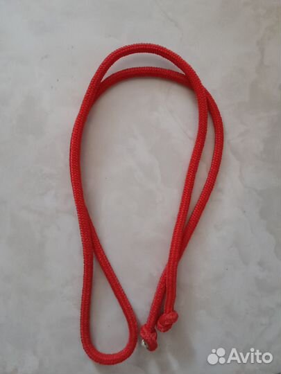 Гимнастическая скакалка