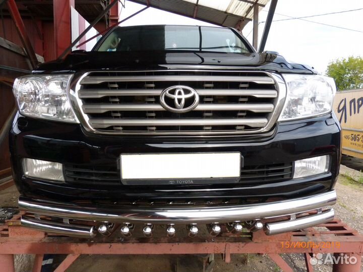Обвес нержавейка с клыками Toyota Land Cruiser200