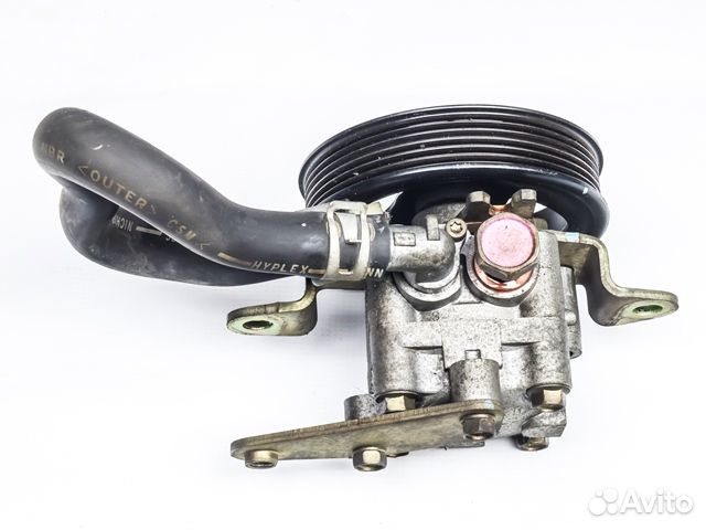 Насос гидроусилителя руля Nissan Serena