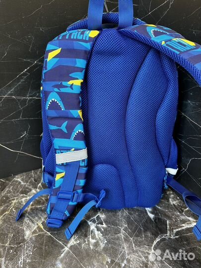 Рюкзак школьный новый