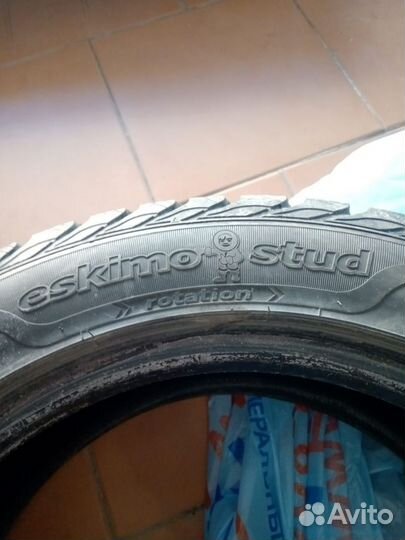 Sava Eskimo Stud 215/55 R17