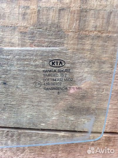 Стекло заднее левое Kia Ceed 2008