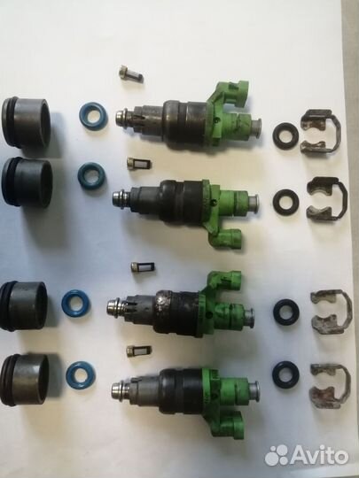 Топливные форсунки Сааб 9-3 2.0