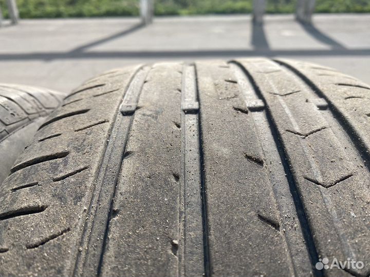 Continental ContiPremiumContact 5 215/55 R17 94W