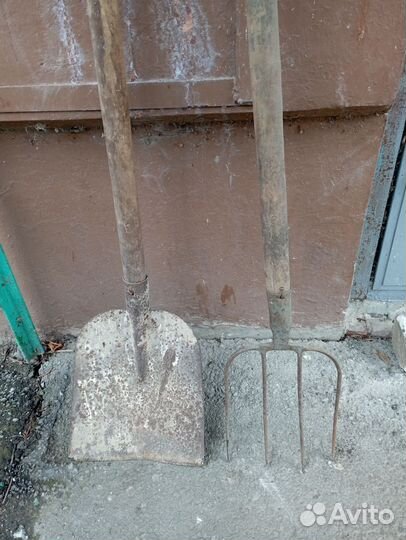 Помощники по хозяйству