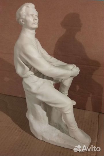 Статуэтка М. Горький Лфз СССР отличная