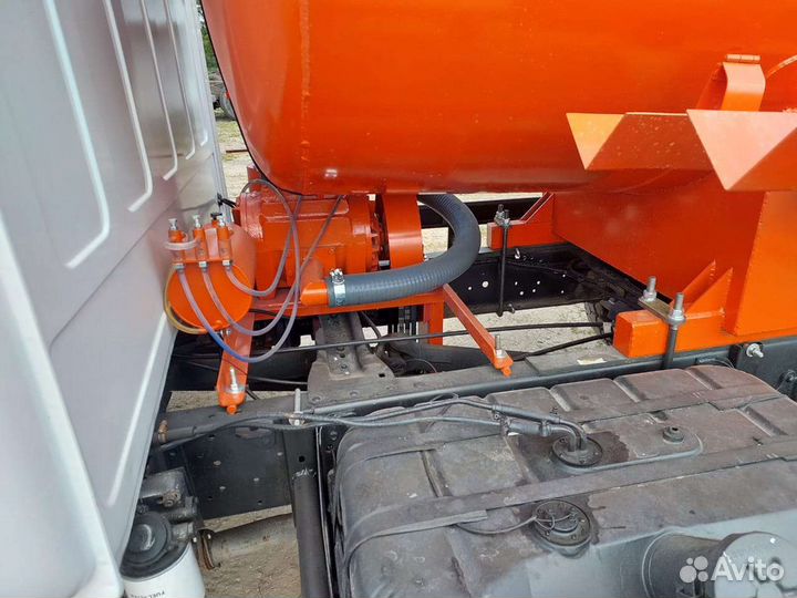 Ассенизатор