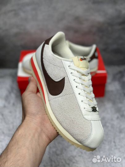 Кроссовки Nike cortez