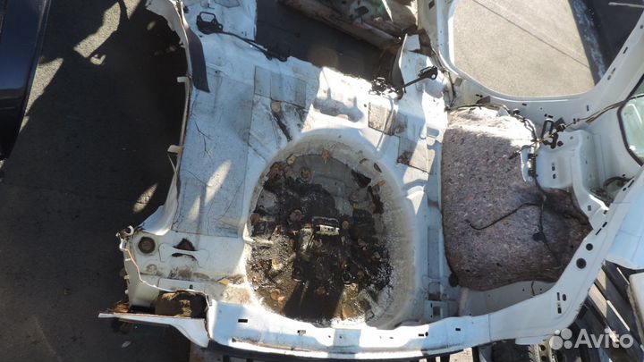 Брус крыши правый Ford Focus III 2010 -2015