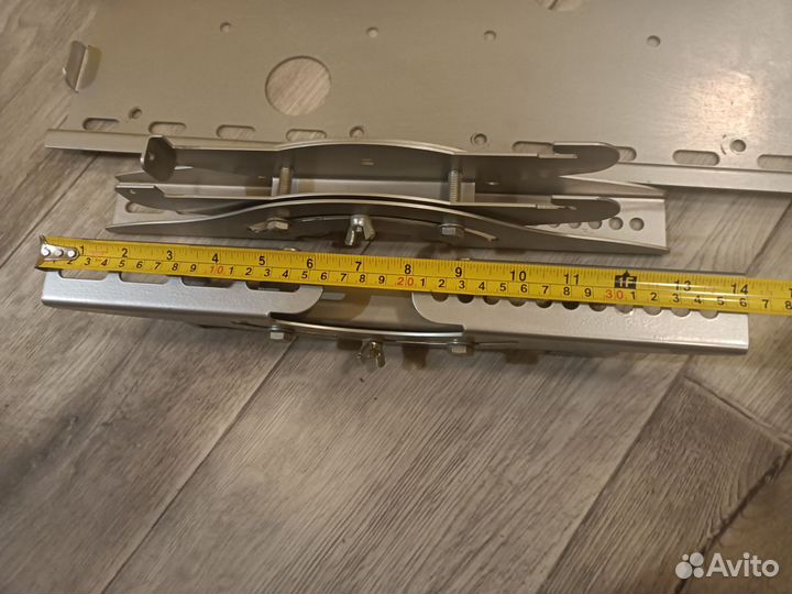 Кронштейн для телевизора на стену